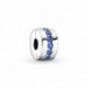 Charm Clip Eclat Bleu Couleur Argent et Pierres Oxydes de zirconium Bleu PANDORA MOMENTS