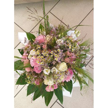 Bouquet romantique en fleurs naturelles Bouquet romantique en fleurs naturelles