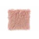 Coussin poils long en fourrure rose
