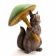 Figurine Écureuil avec champignon