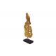 Statuette perroquet sur Monstera